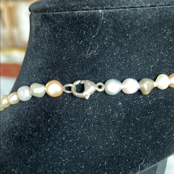 Gold and Silver Elegant Necklace - Picture 2 of 4